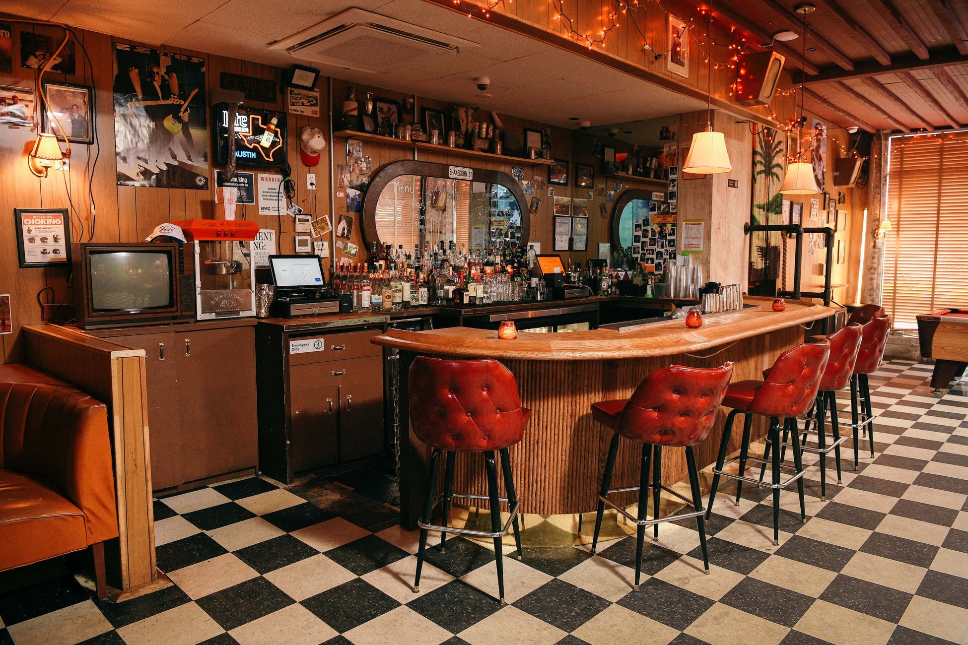 Bar photo 1