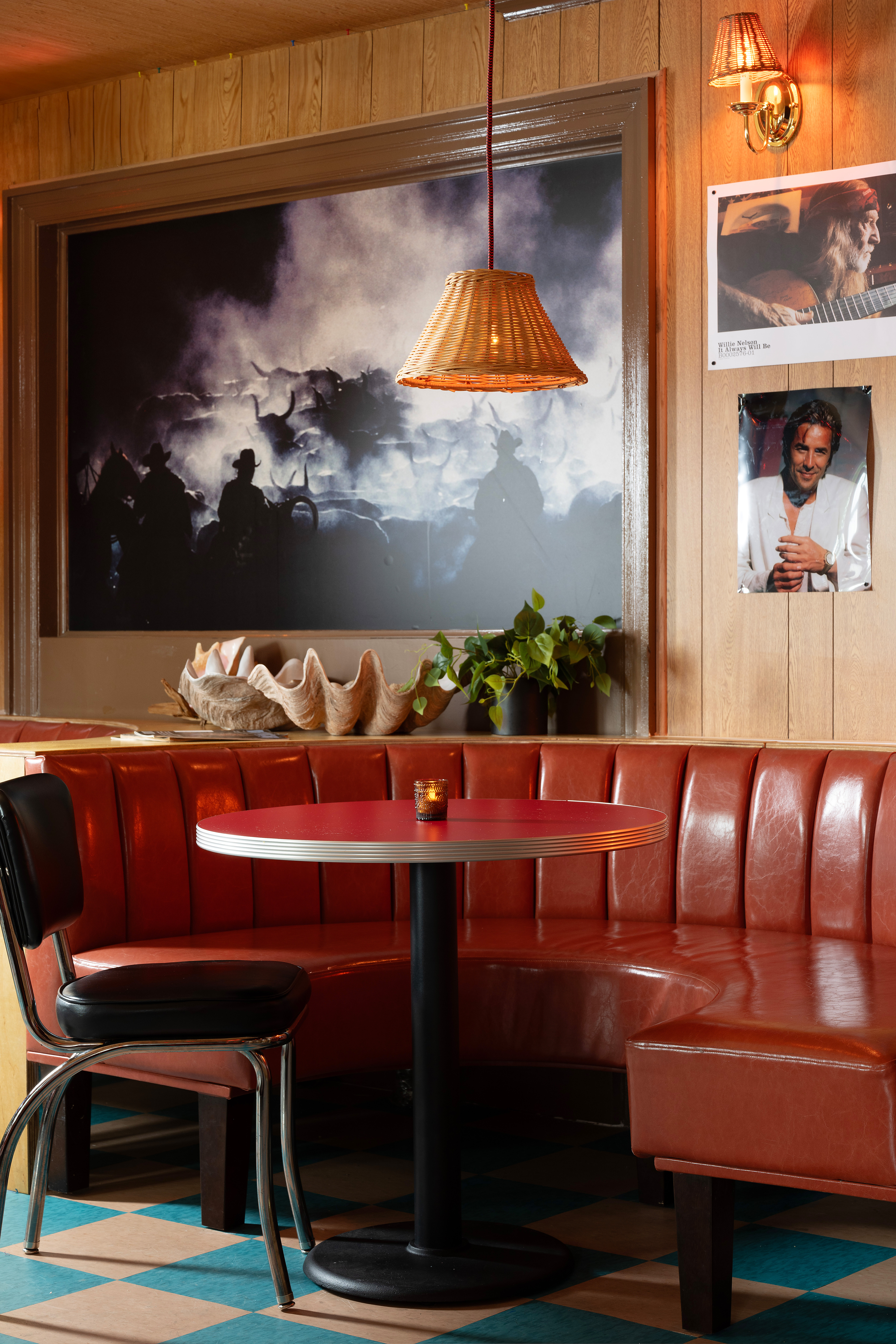 Ray's Bar Miami booth seating area