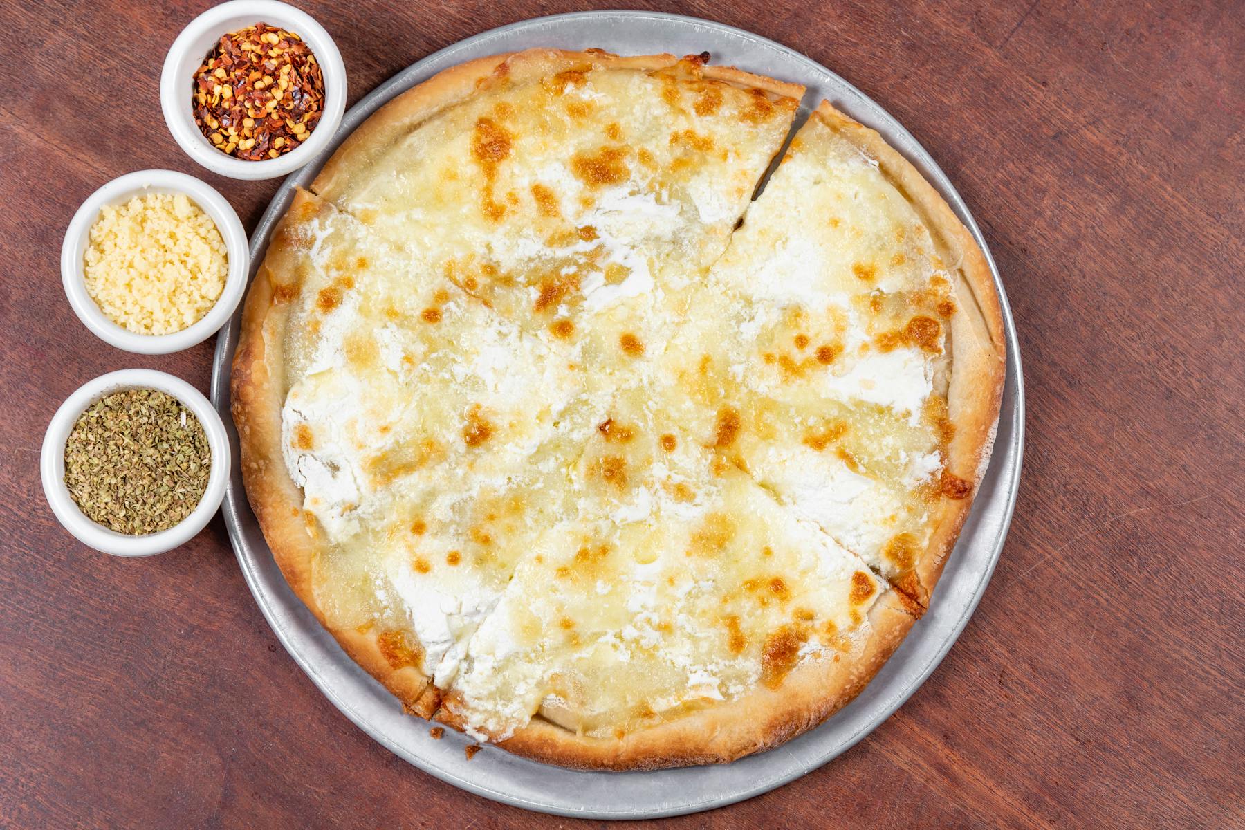 White Pizza (With Ricotta & mozzarella cheese)