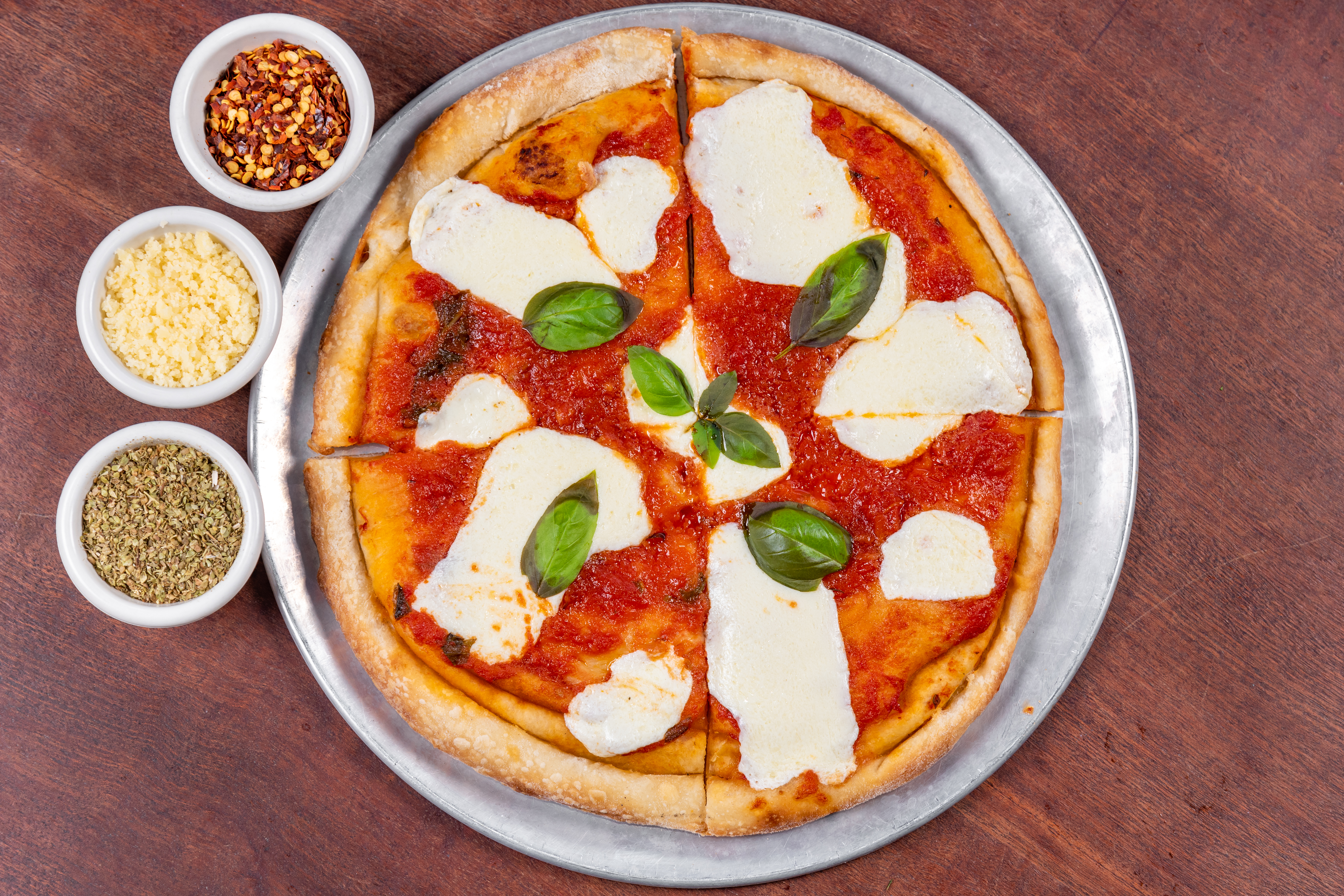 Margherita (With fresh mozzarella & basil)