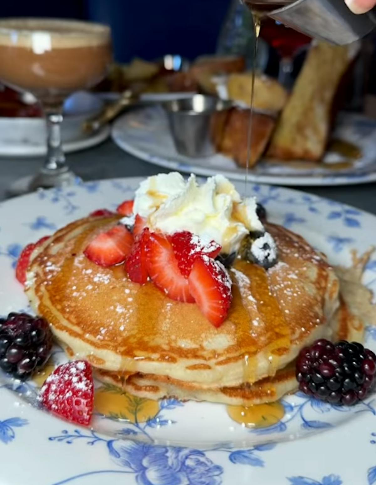 Celebrate Mother’s Day with Brunch at Rochambeau