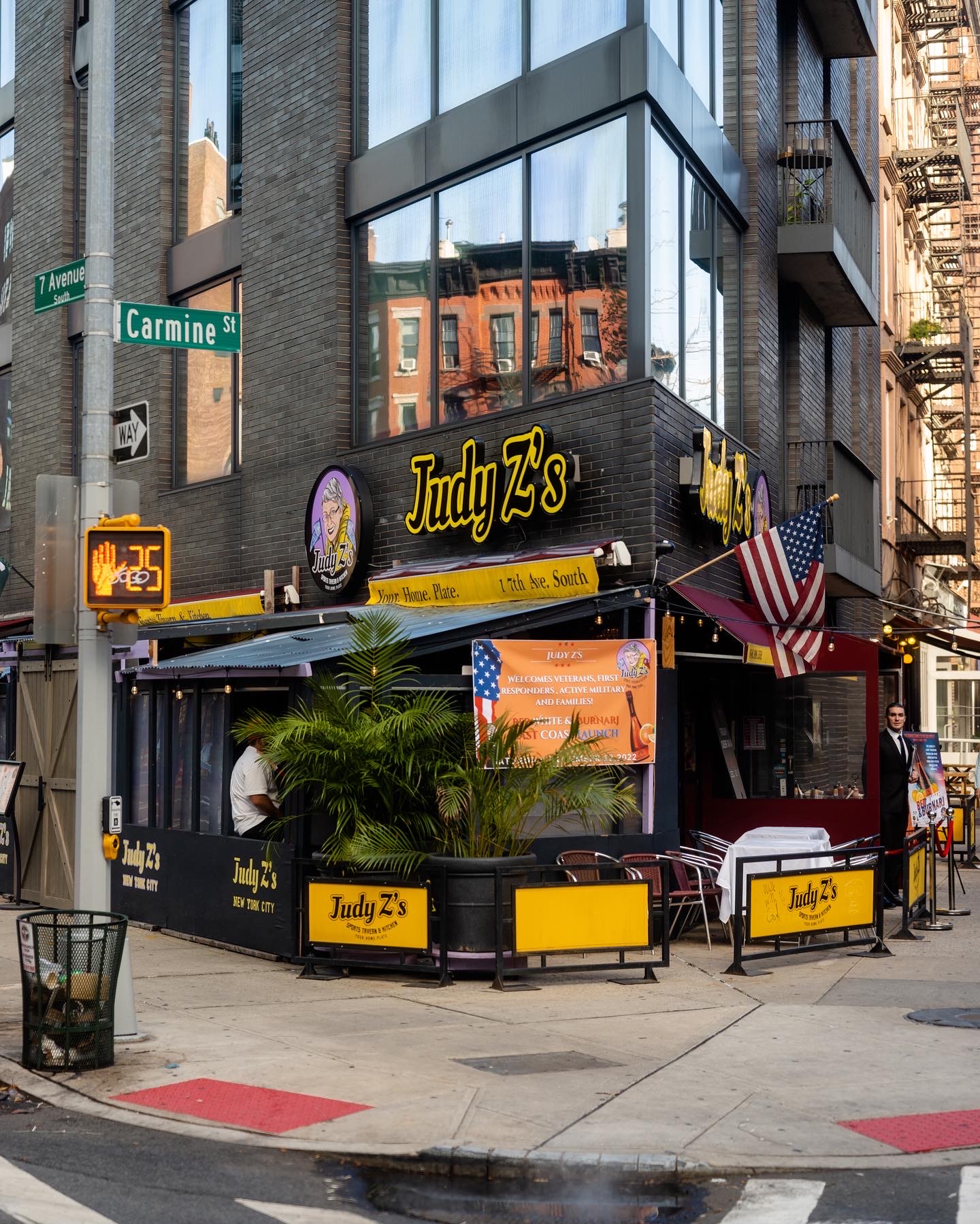 Judy Z’s Sports Tavern & Kitchen photo