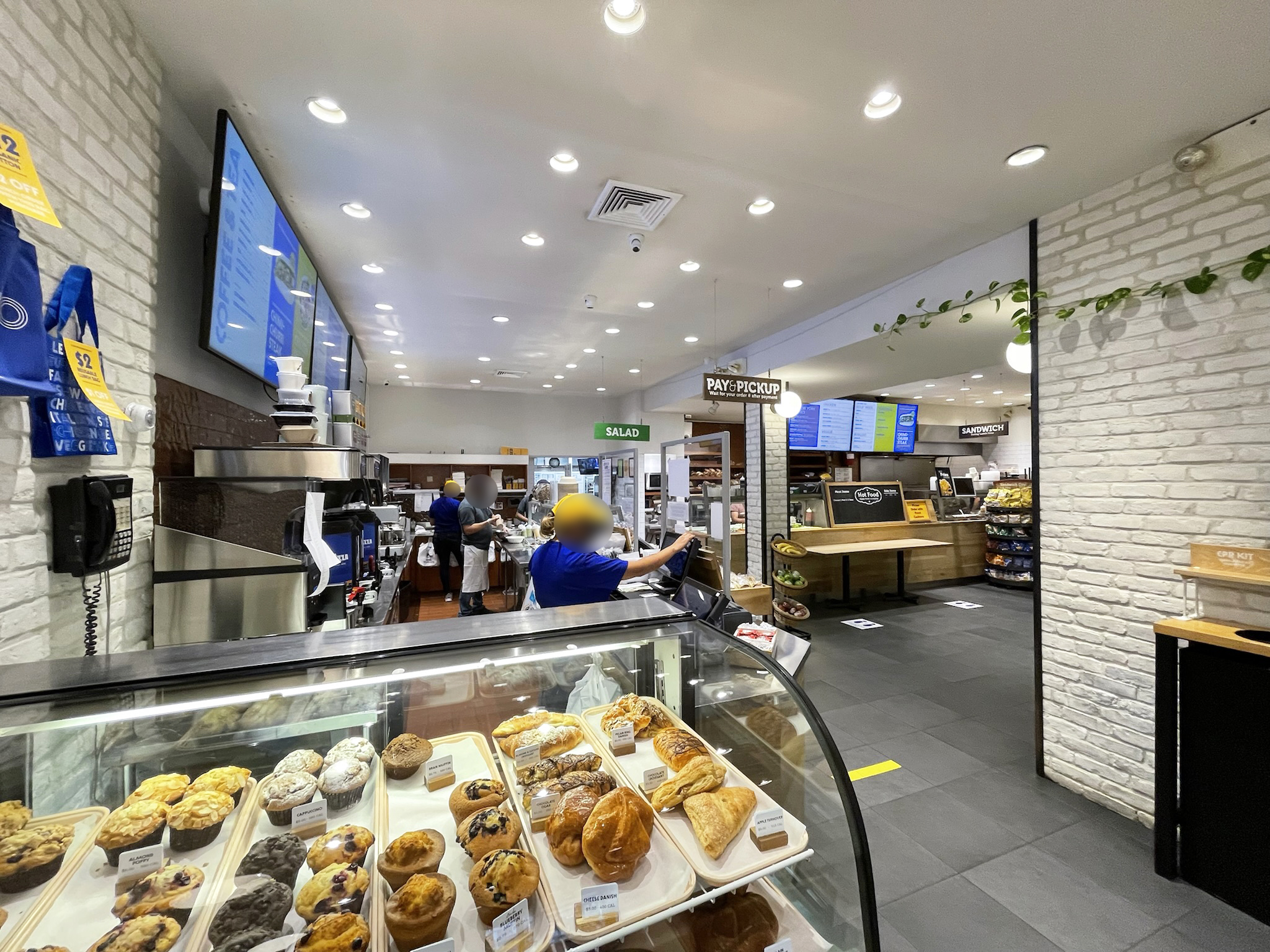 inside view of Lenwich at Lenox Hill 68th Street 