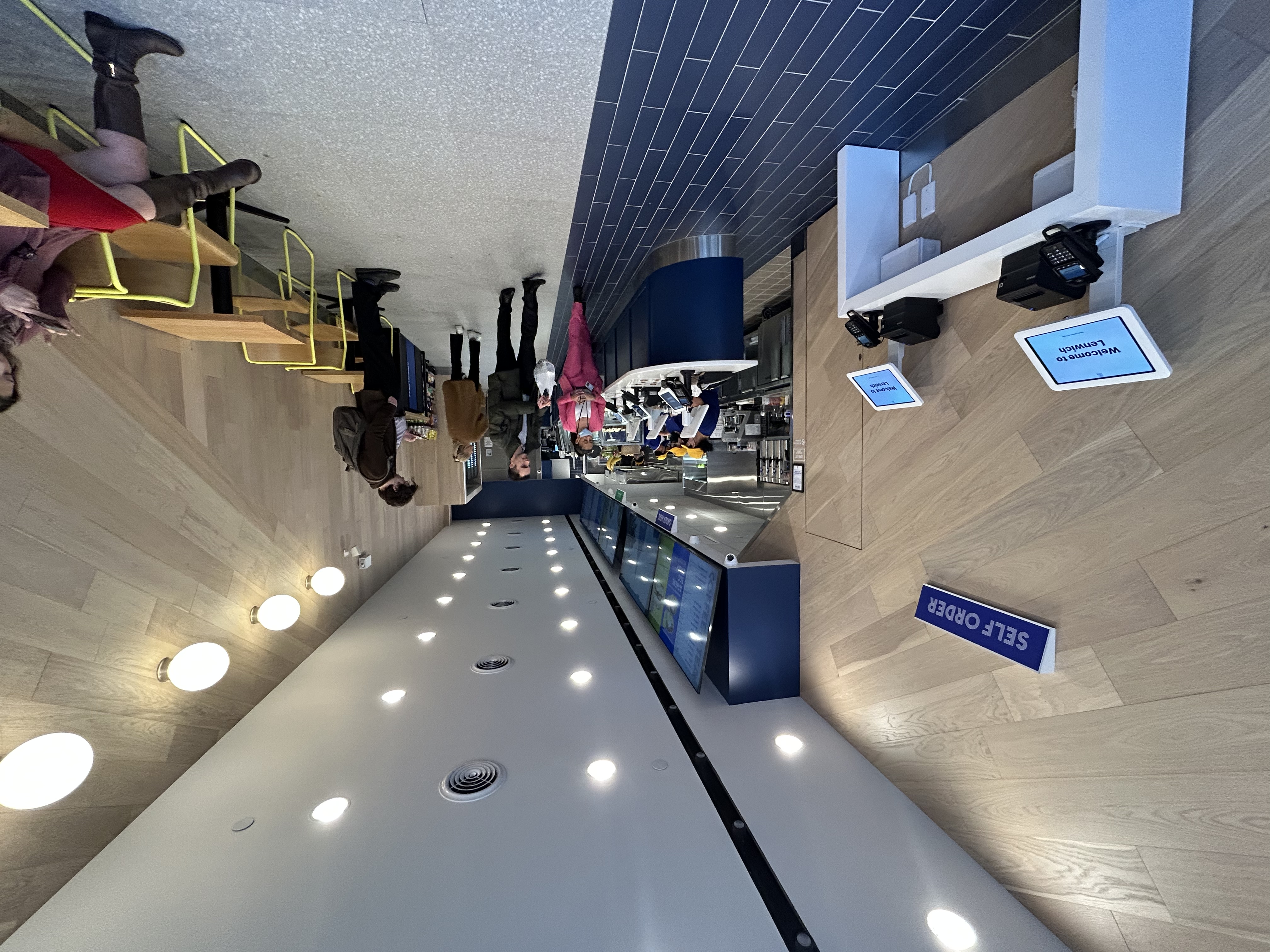 kiosk point of view of Lenwich at 61st Street 