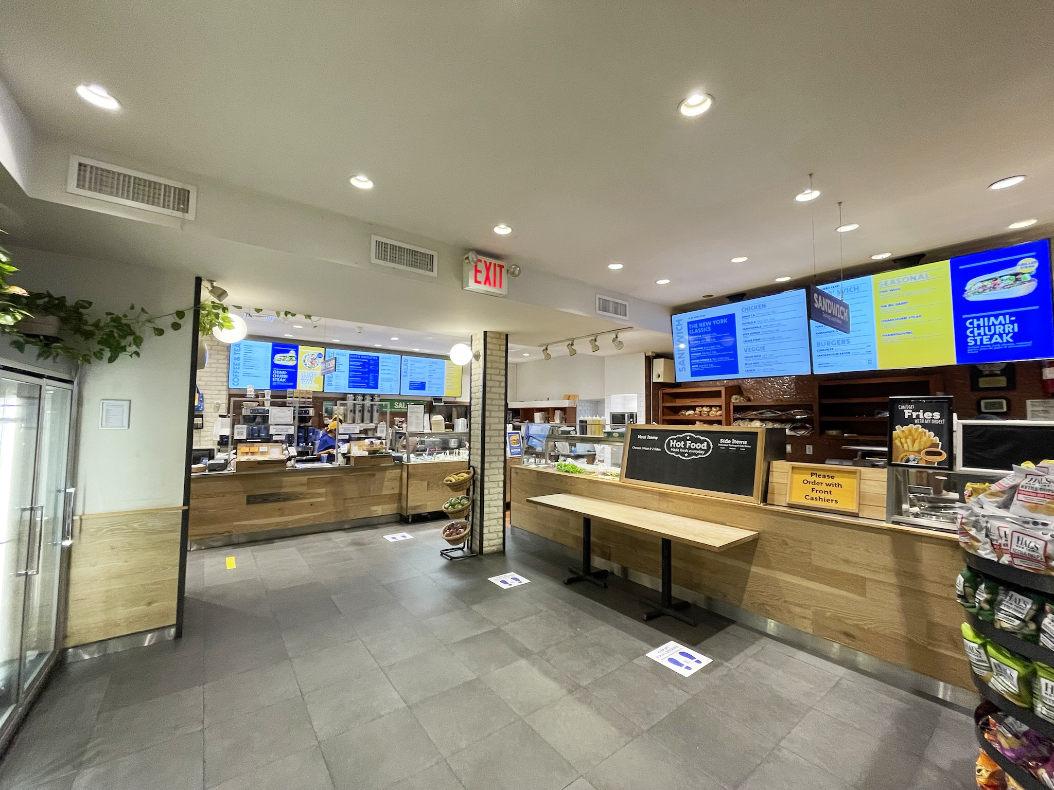 inside view of Lenwich at Lenox Hill 68th Street 