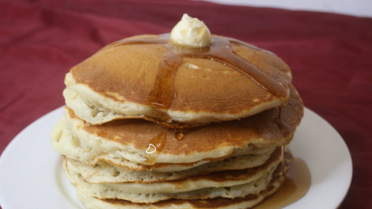 pancakes with syrup 