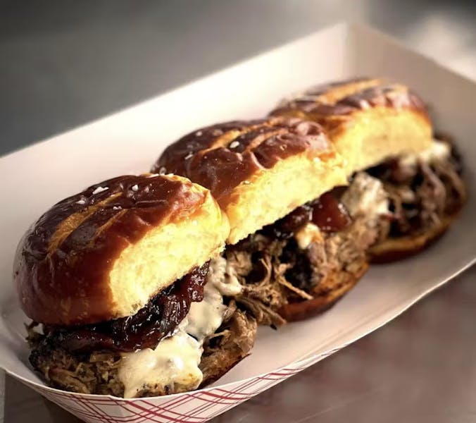 Menus Moink BBQ in Youngstown, Ohio