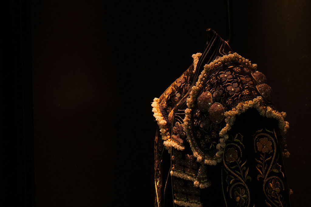 a clock sitting in the dark