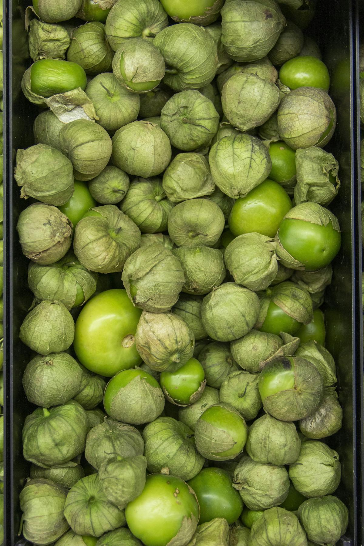 a green apple