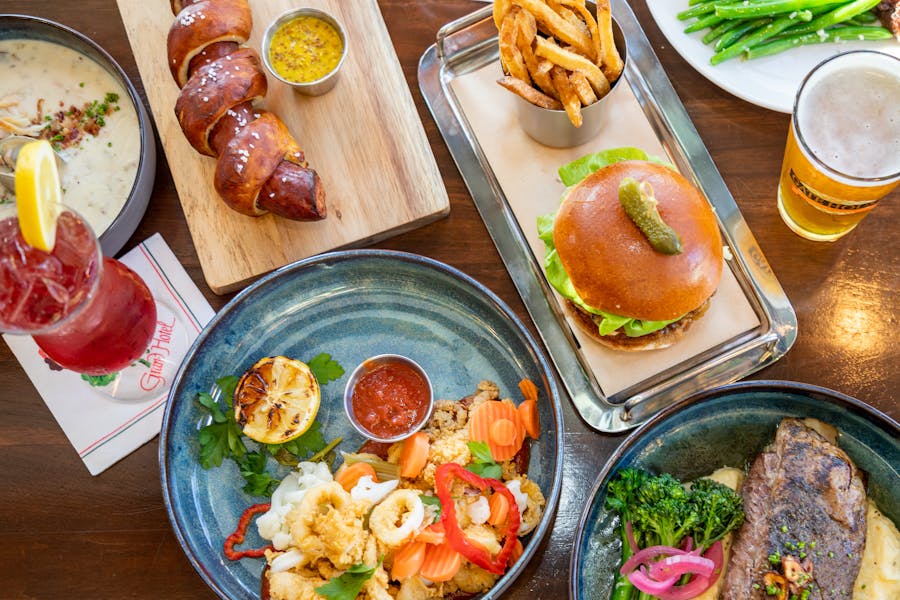 The Gate House Hours + Location Mackinac Insider Dining and