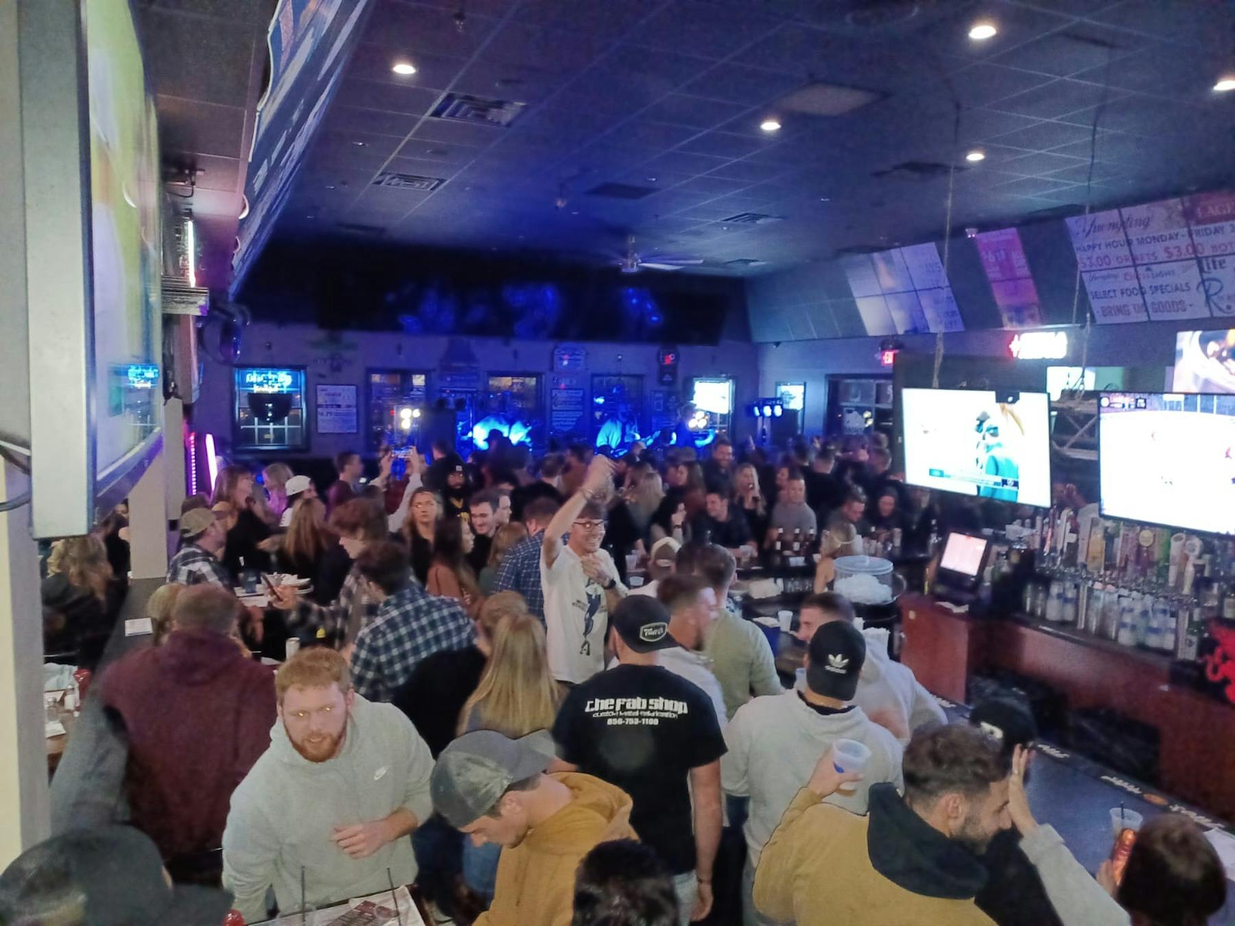 Atco Racks Pub & Grill