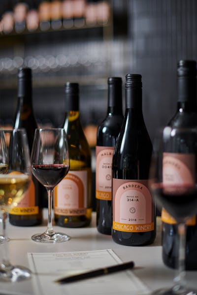 Special Events Liva at Chicago Winery in Chicago, IL