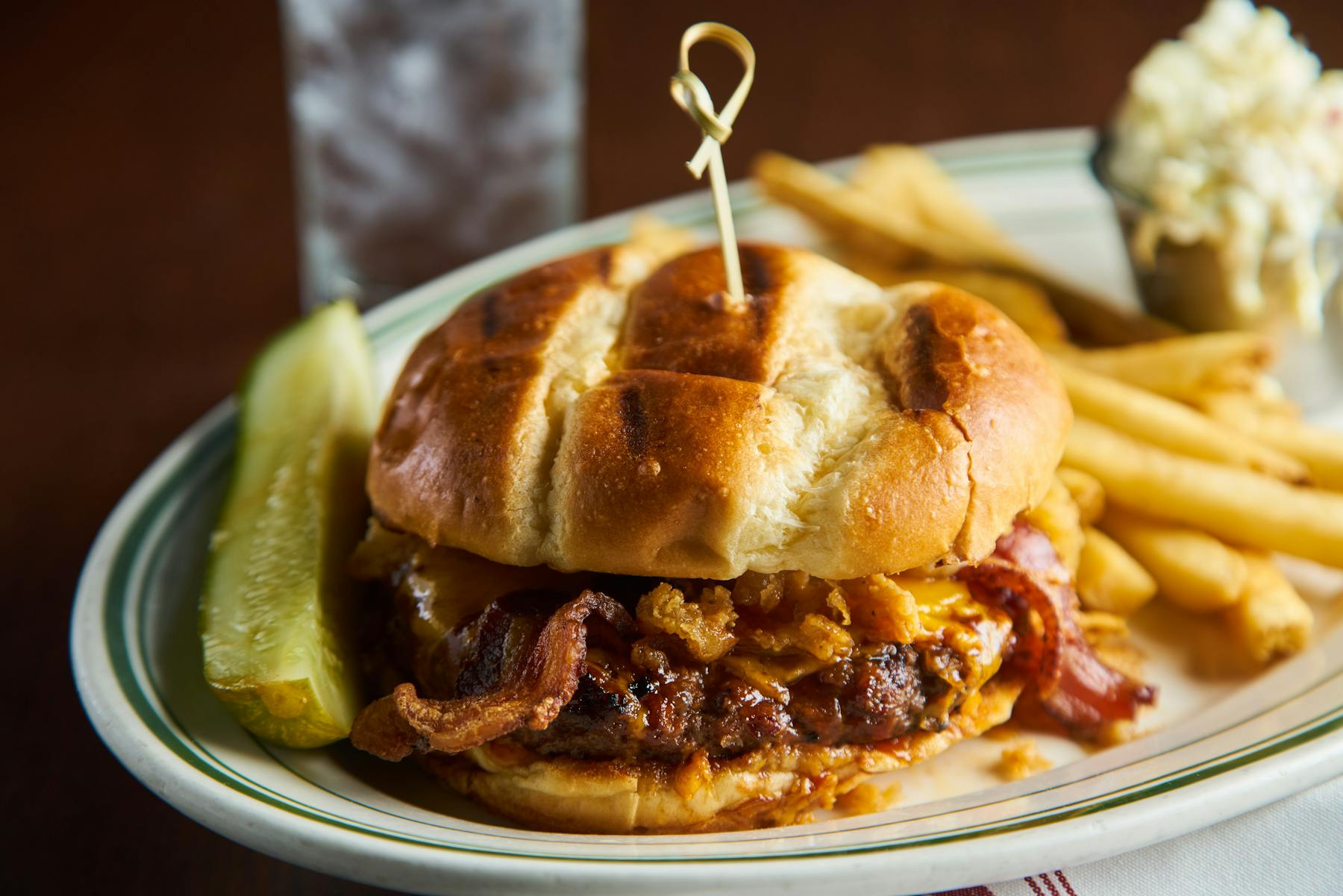 hamburger plate