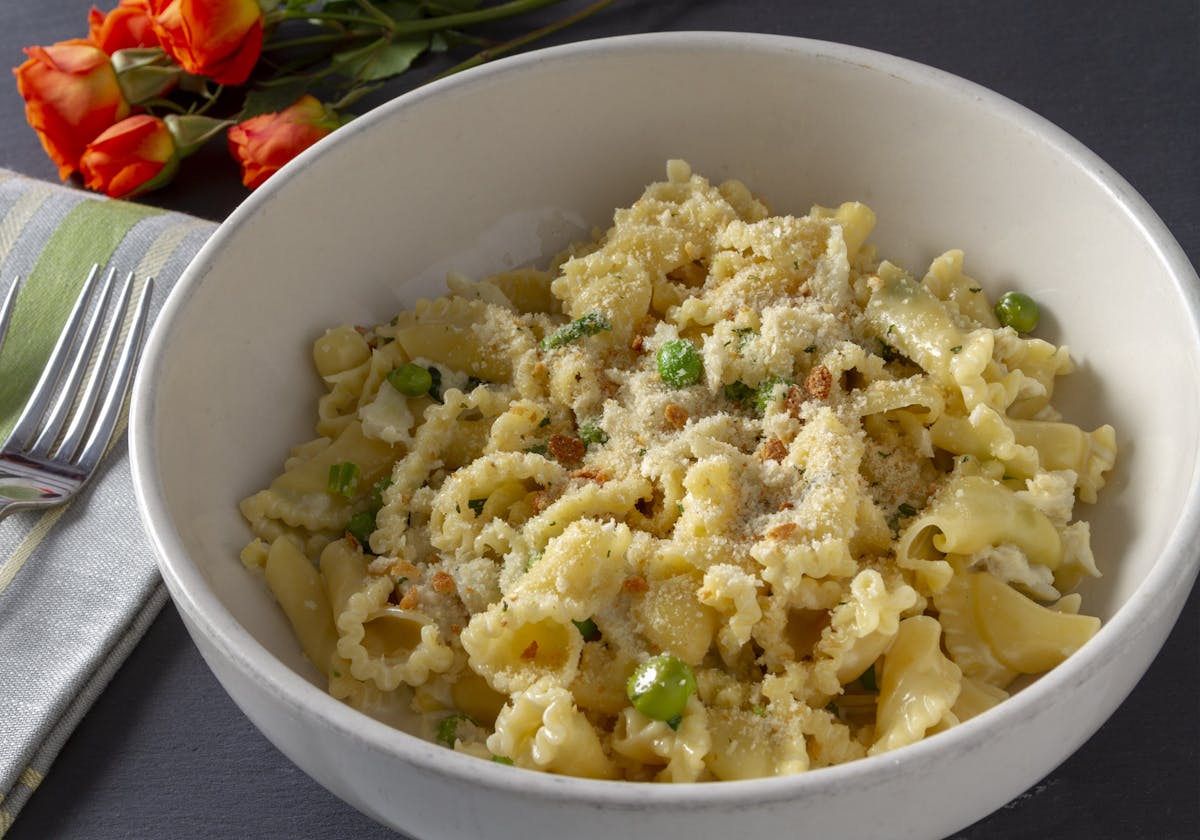 a bowl of rice on a plate