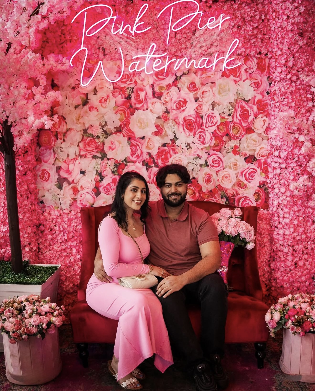 Guests enjoying Pink Pier dining with the Brooklyn Bridge in view