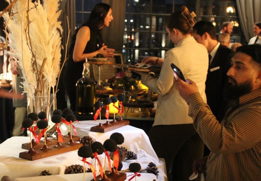 Cocody: A Perfect Holiday Party Restaurant Near River Oaks