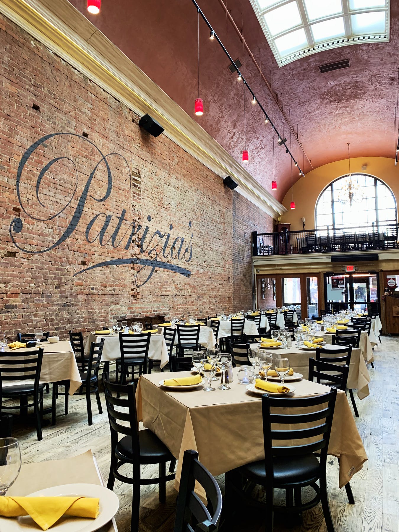 Patrizia's Waterfront - Restaurante in Hollywood, FL