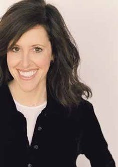 Wendy Liebman smiling for the camera