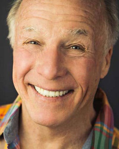 Jackie Martling smiling for the camera