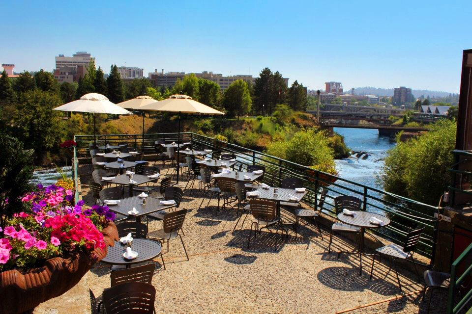 Patio Season at Clinkerdagger