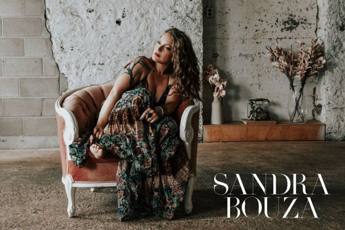 Sandra Bouza - Joni Live