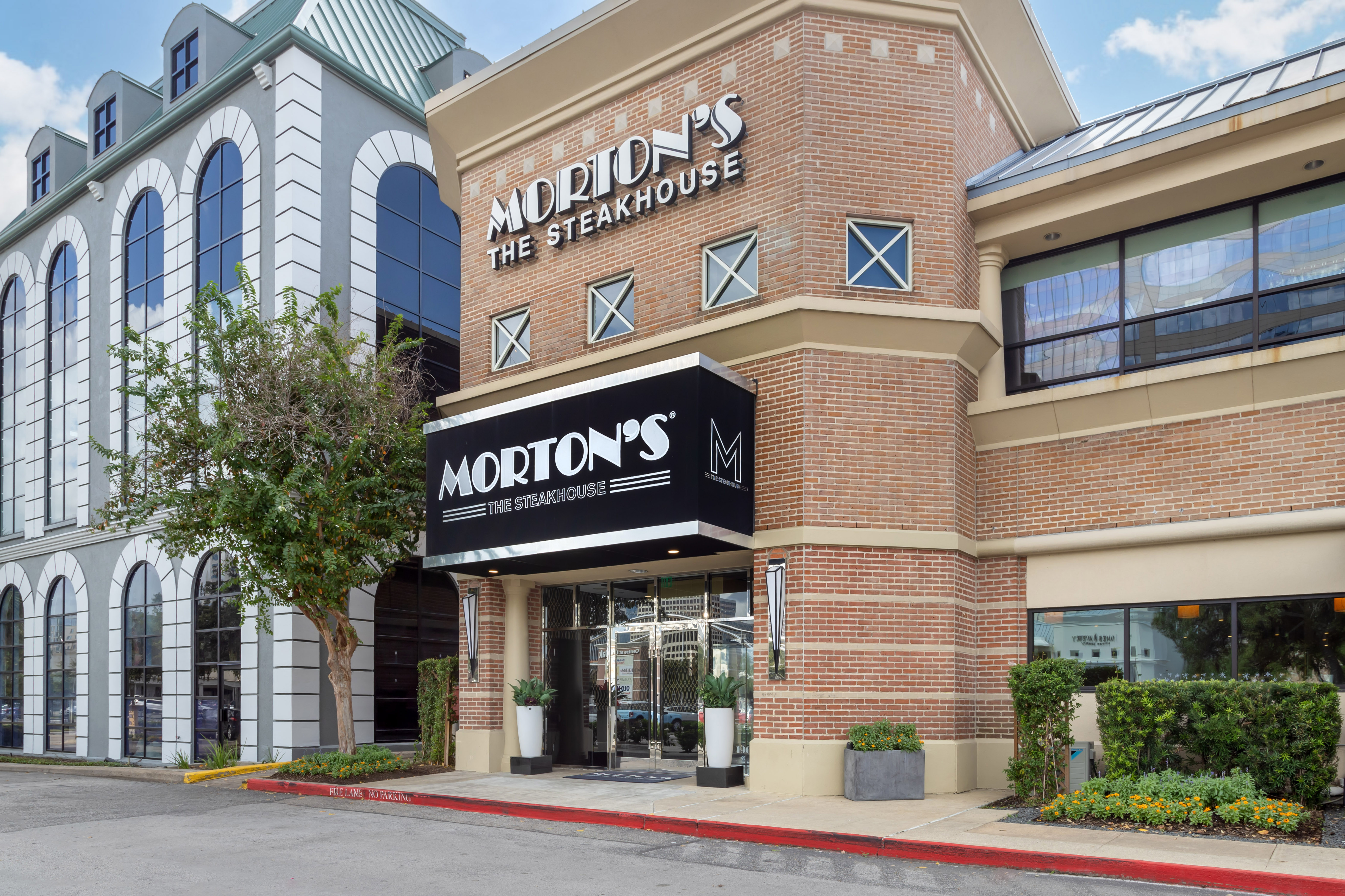 morton's steakhouse dress code The 1st Mortons The in the Philippines is here!!  Who do you wanna dine here with?! ,  @mortonsthesteakhouseph, Uptown Eastgate, Uptown Mall, BGC, Theyre open to the public Morton's Steakhouse Menu Prices +