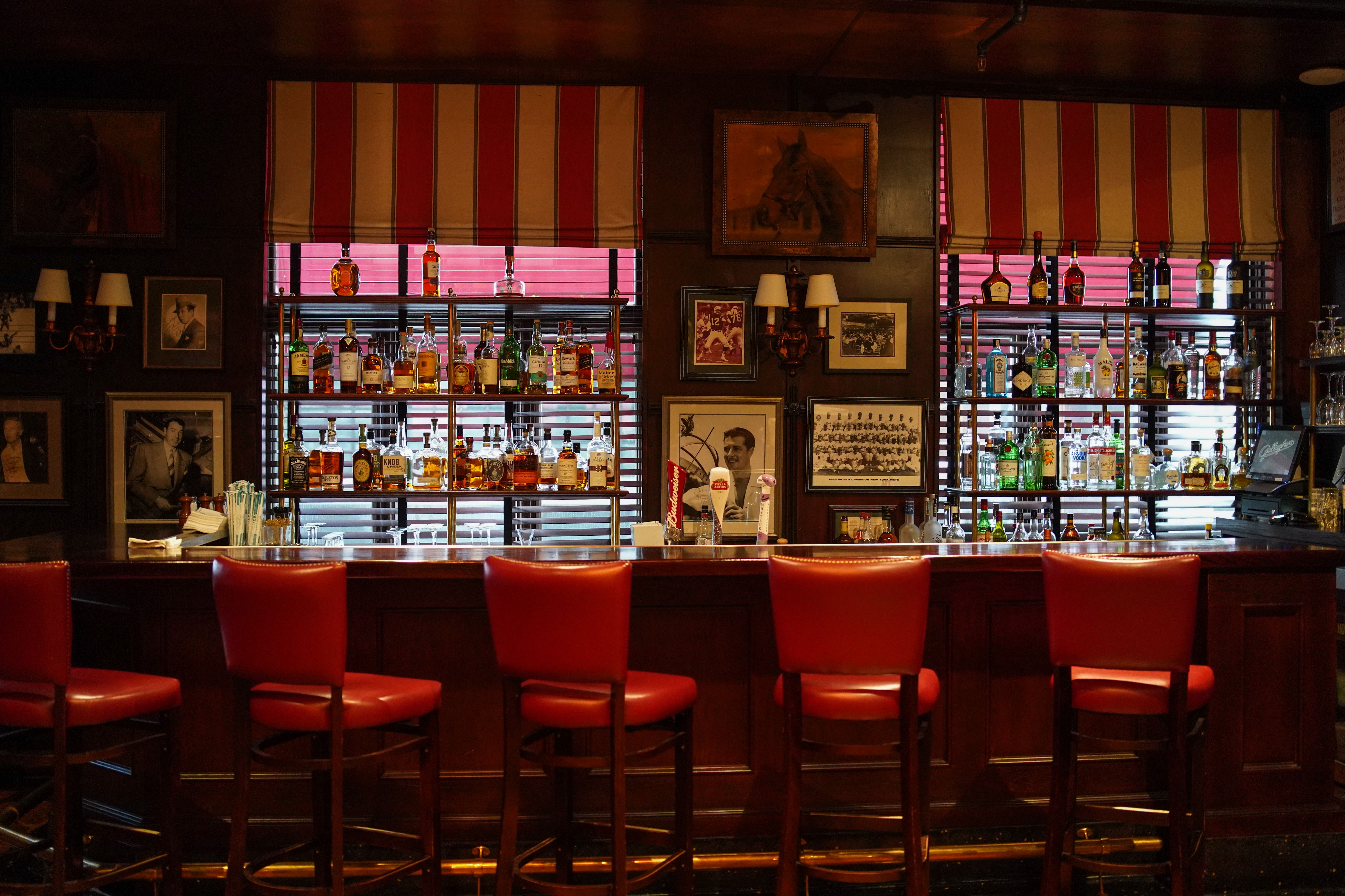 a dining room table in a restaurant