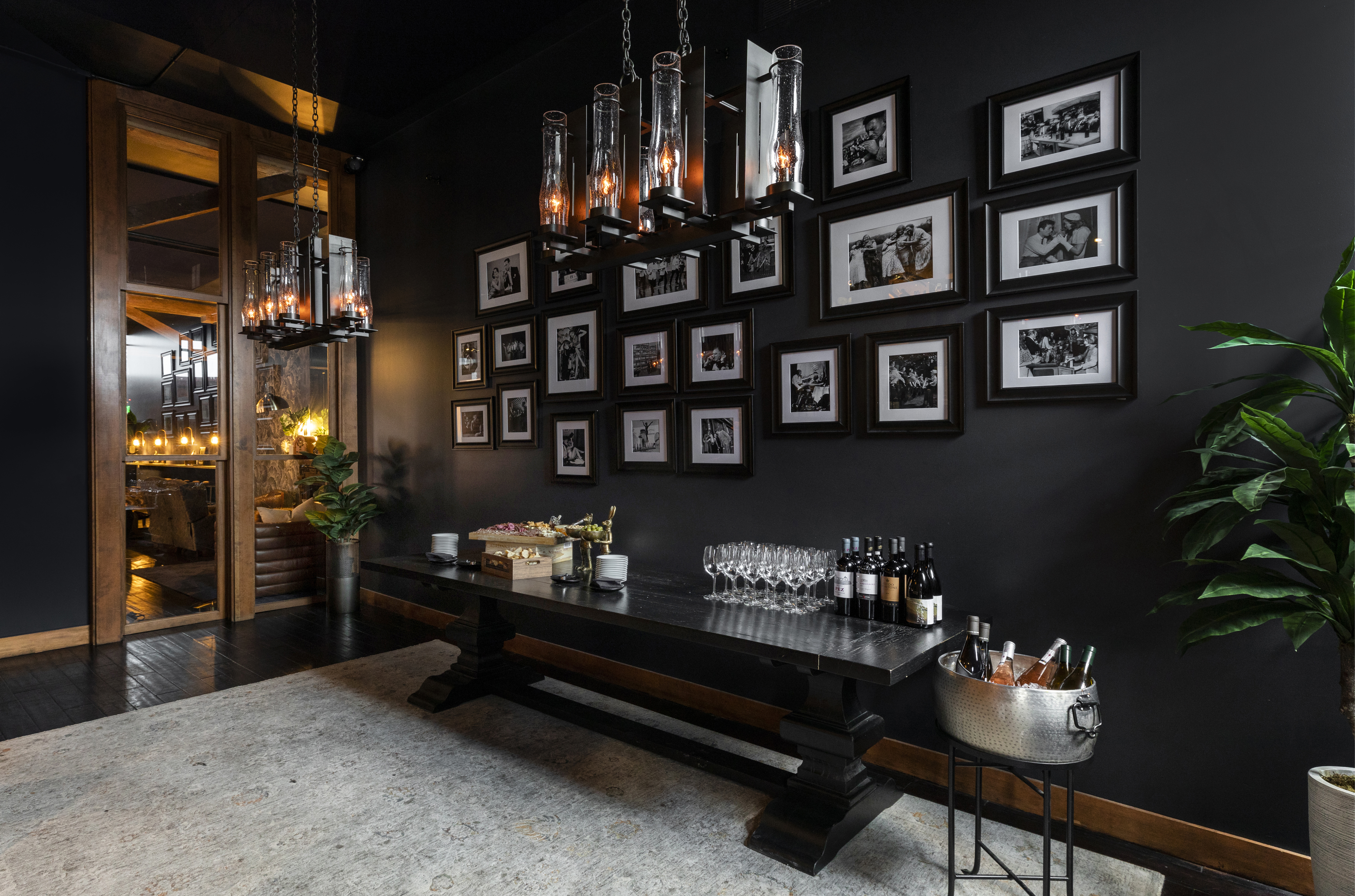 Bar photo 2