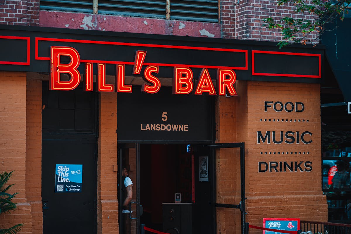 comedy at bill's bar in boston, ma