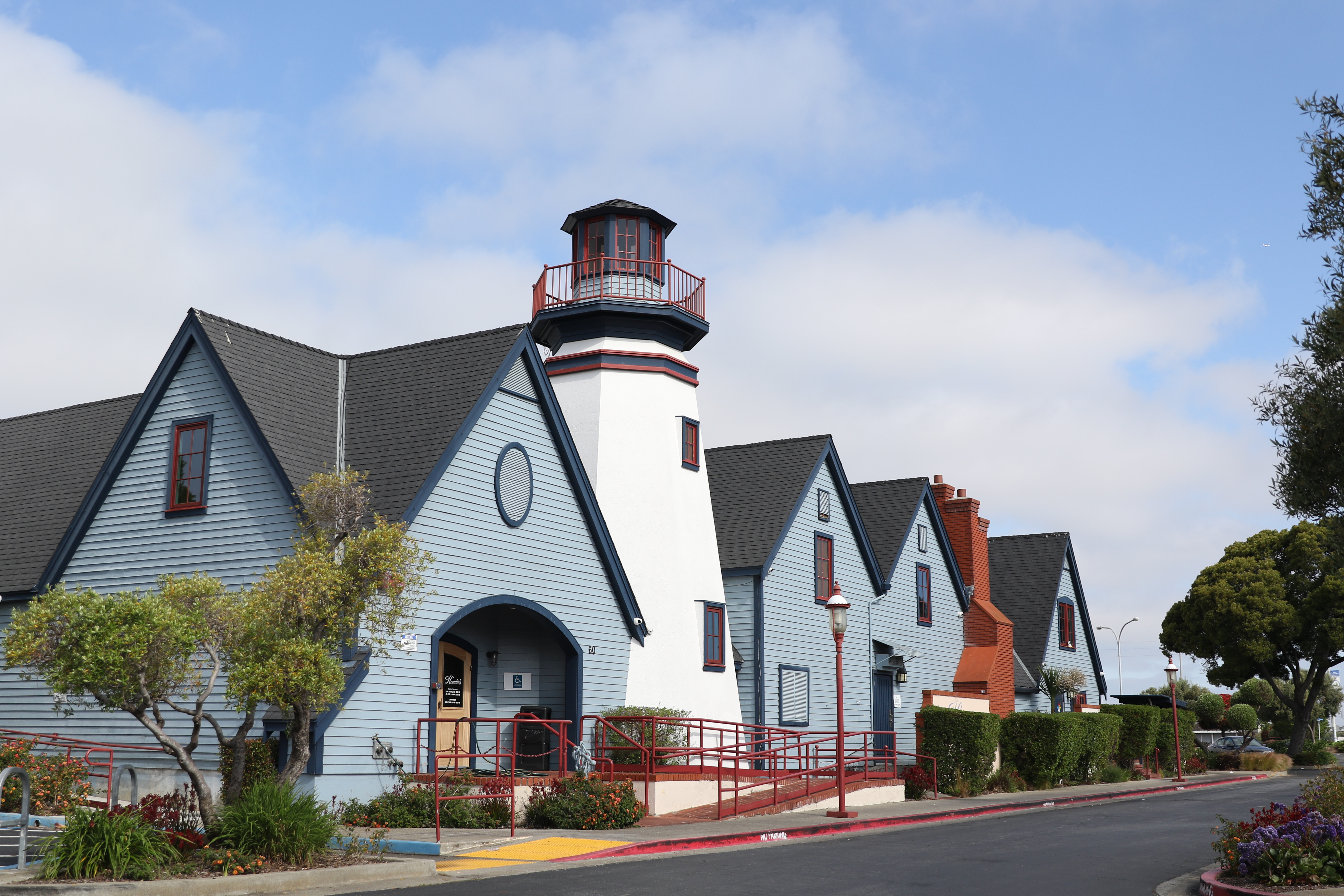 Hours & Location | Horatio's in San Leandro, CA