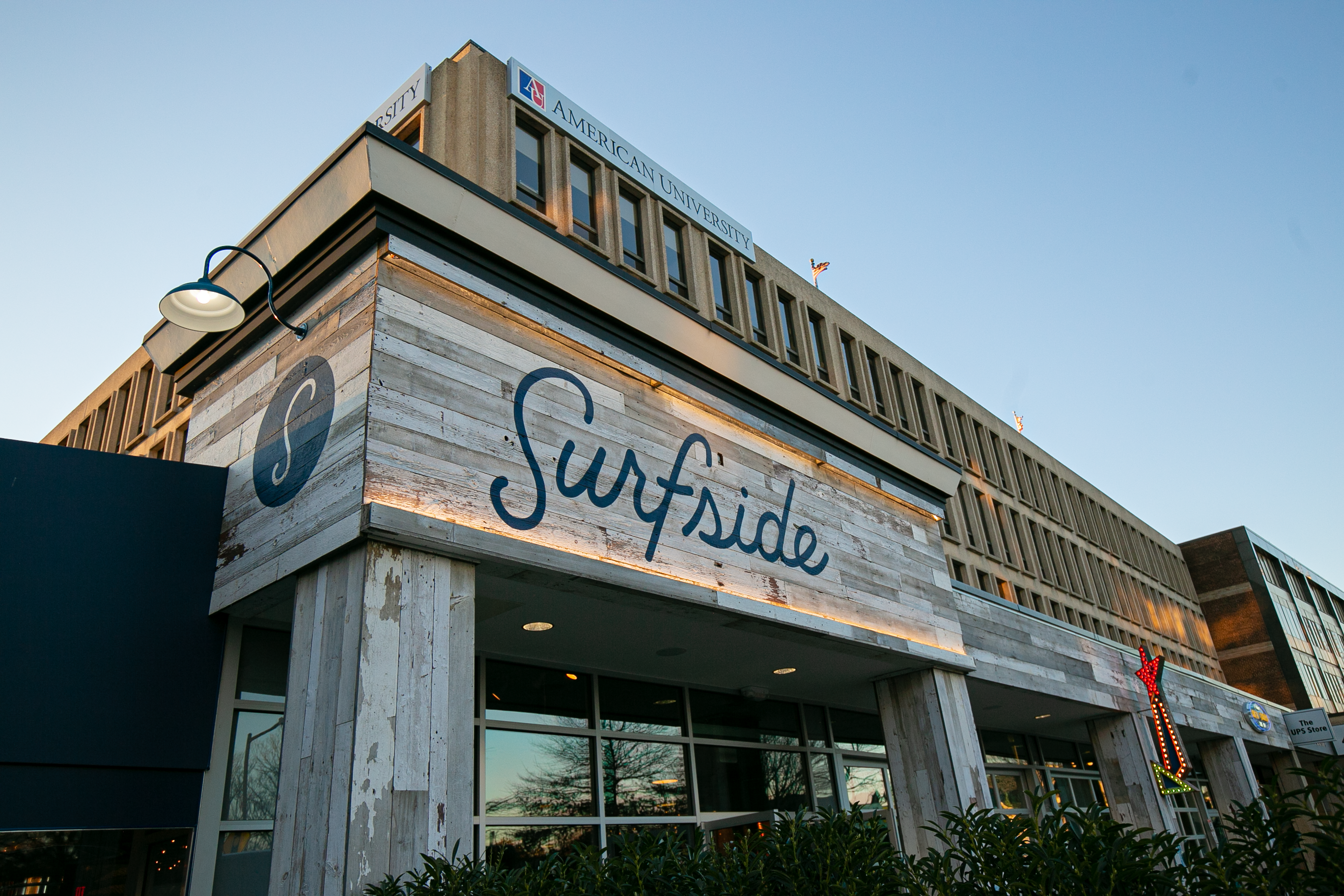 Picture of Surfside Tenleytown restaurant