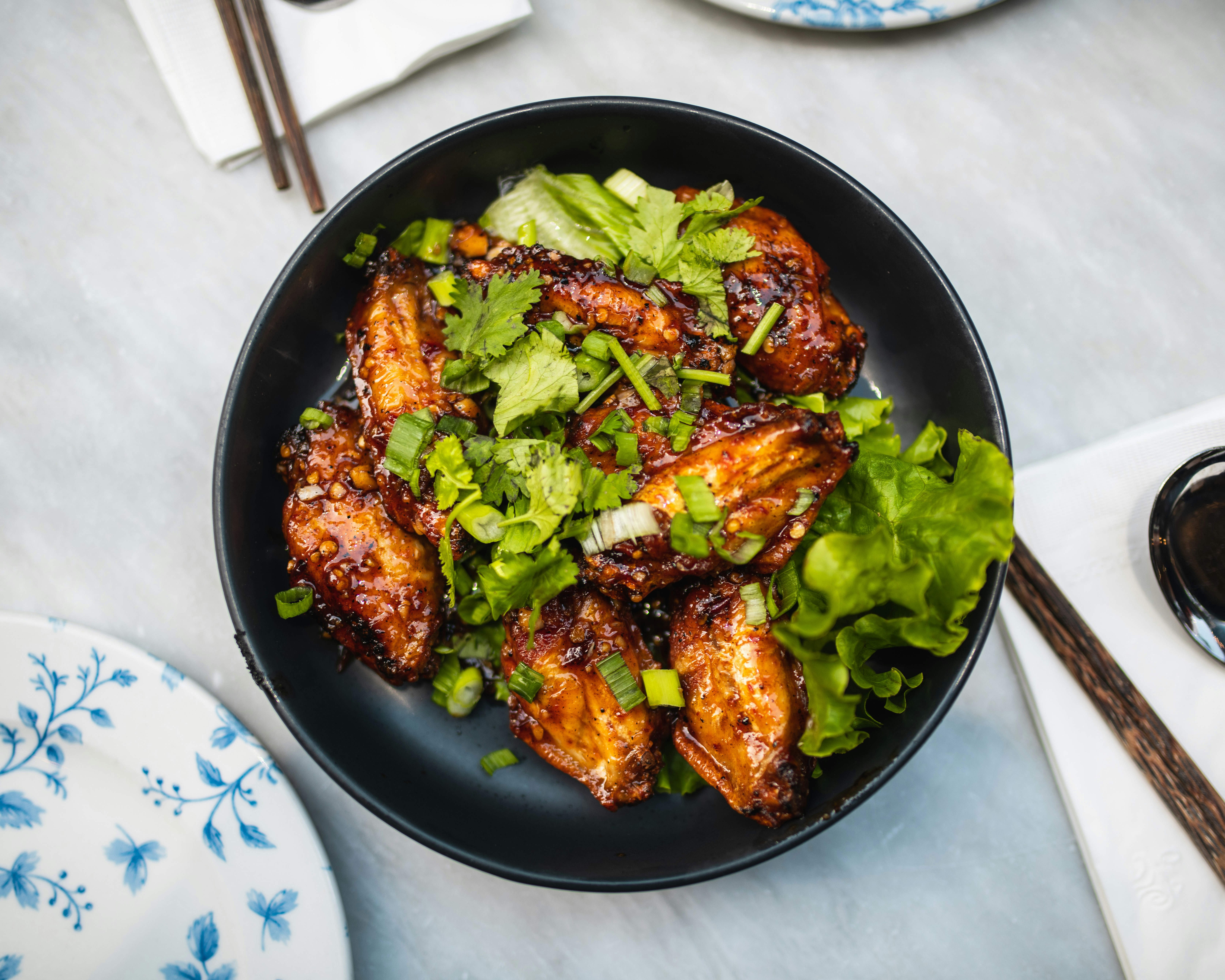 a plate with wings 
