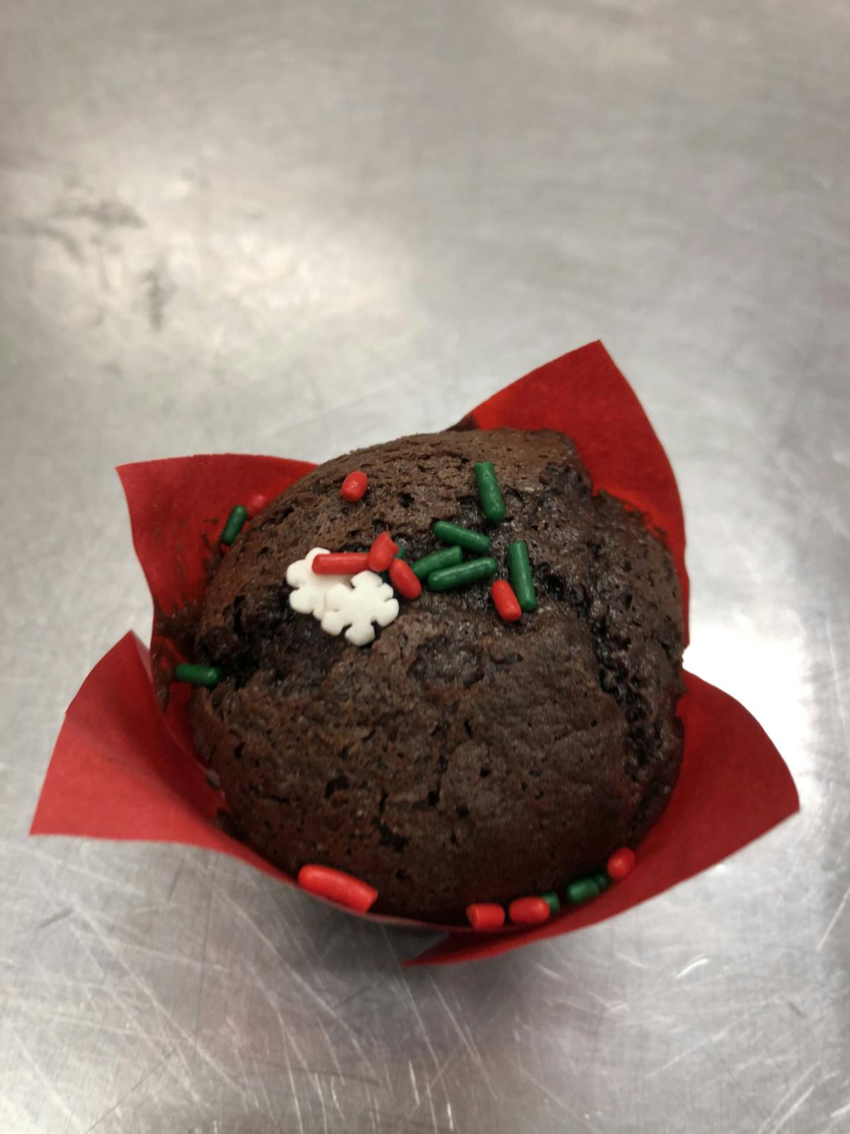 a chocolate muffin