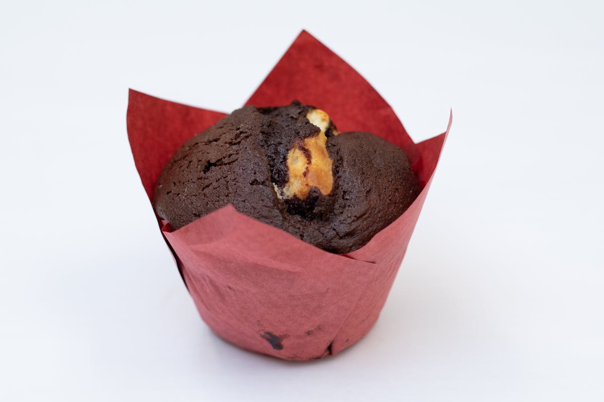 a chocolate muffin