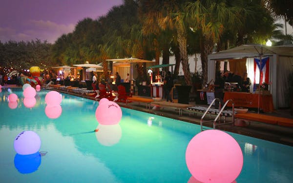 SLS South Beach pool