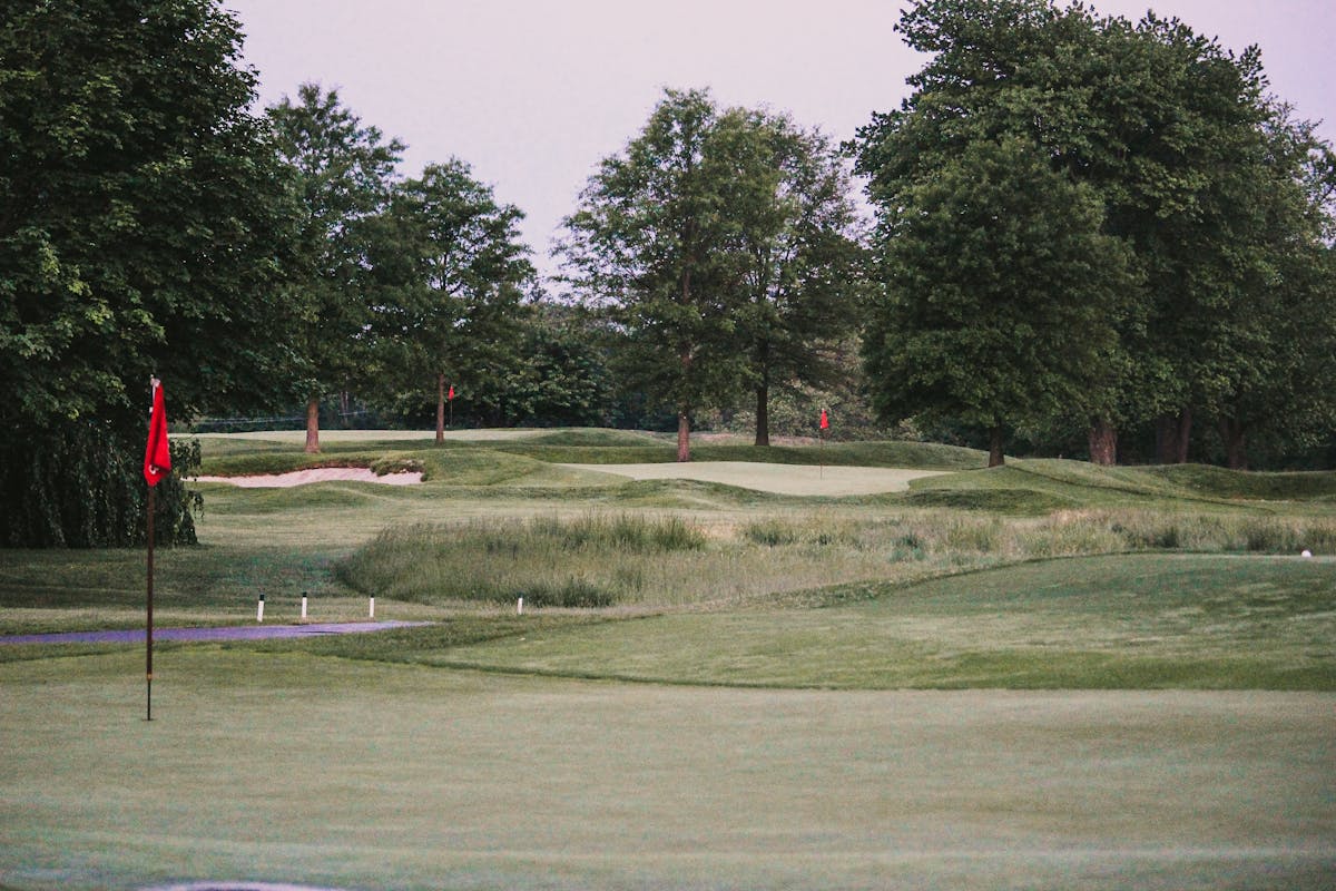 a photo of a golf course
