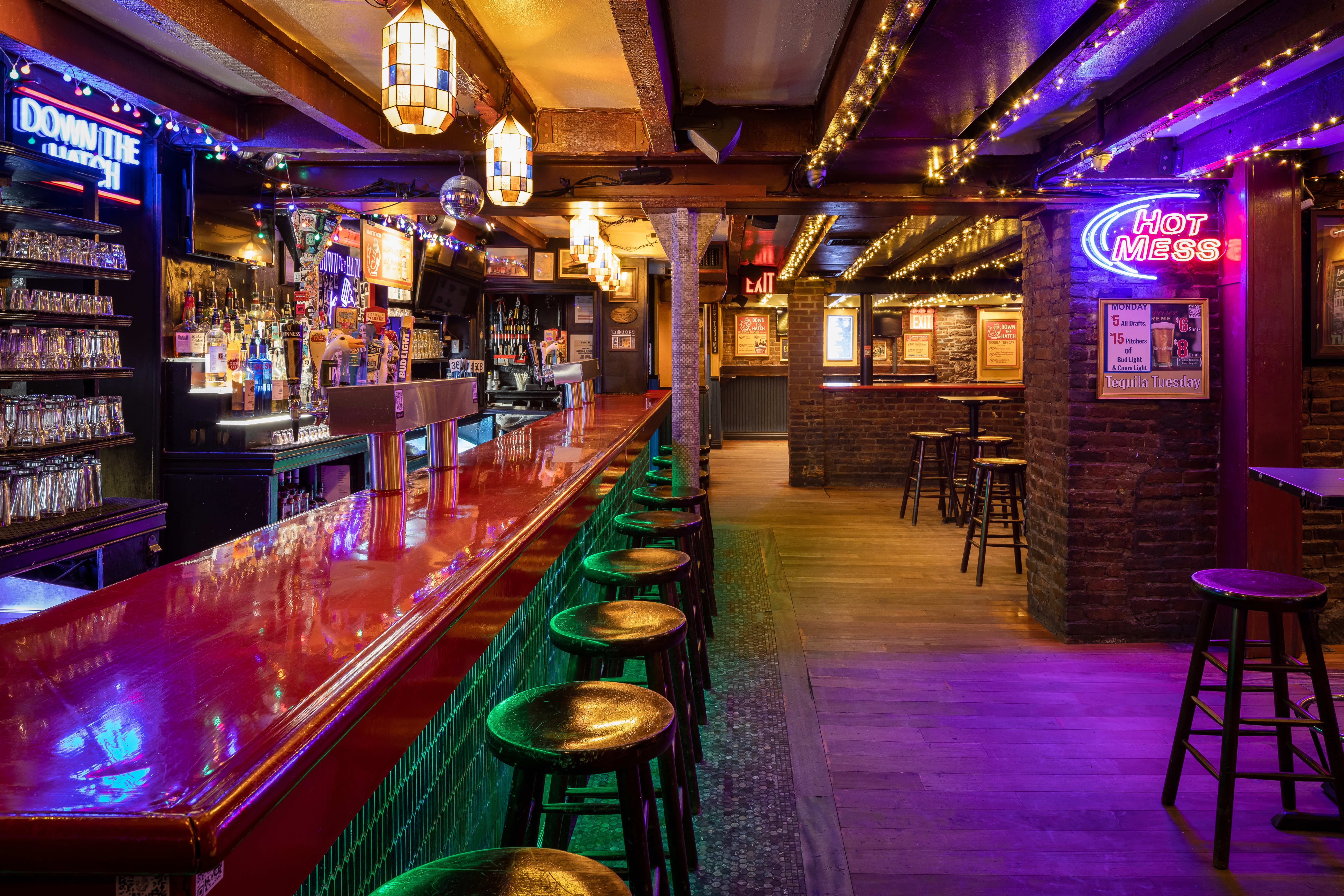 Bar photo 2