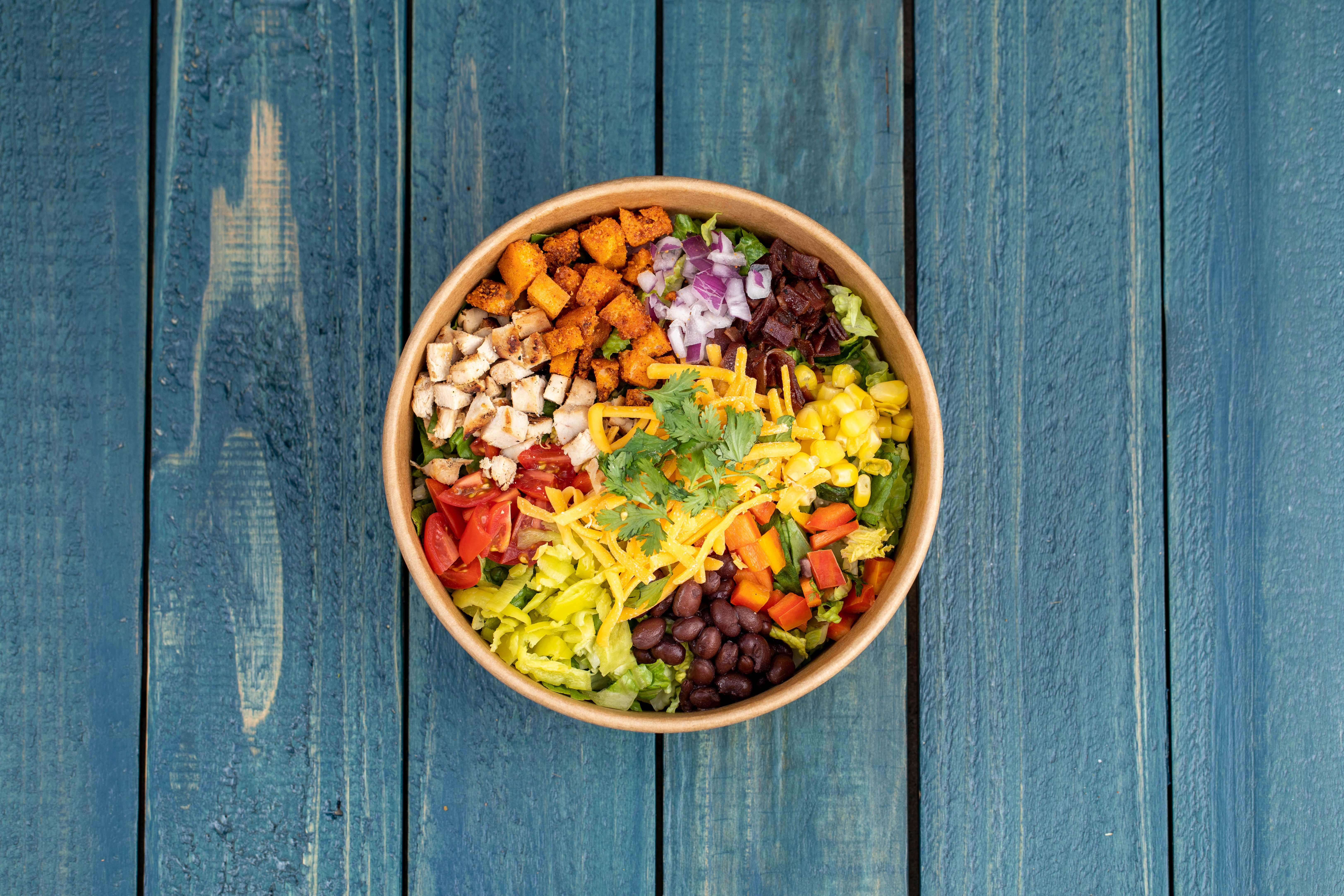 Wrapstar Greek salad with feta and kalamata olives