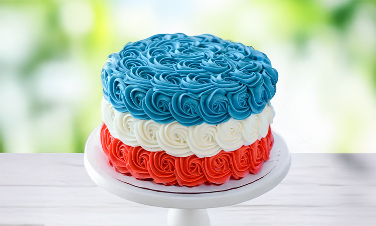 Red, White, and Blue Ombre Cake, patriotic cake, usa cake