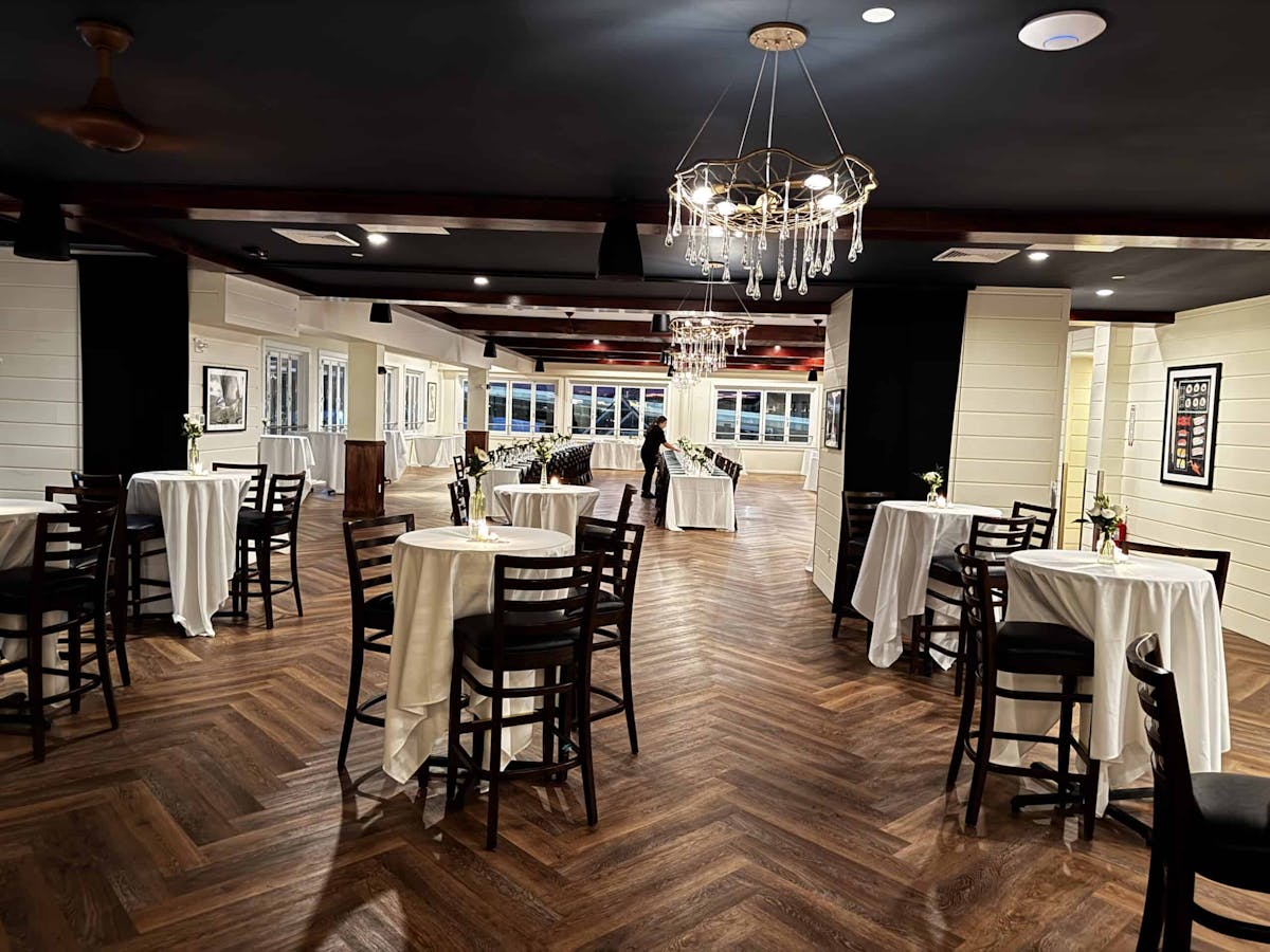 Cocktail style setting