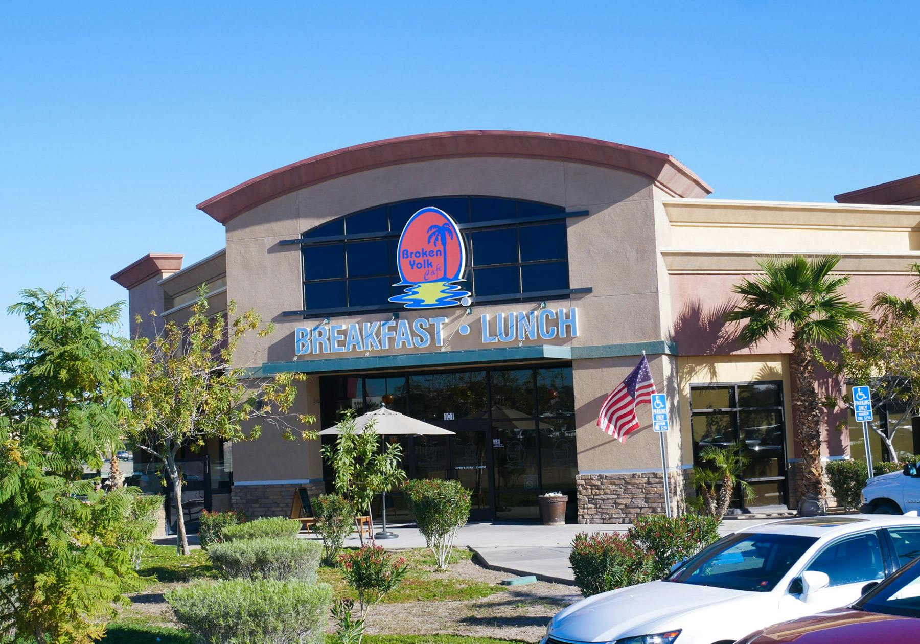 Find A Location Near Me Broken Yolk Cafe In Us
