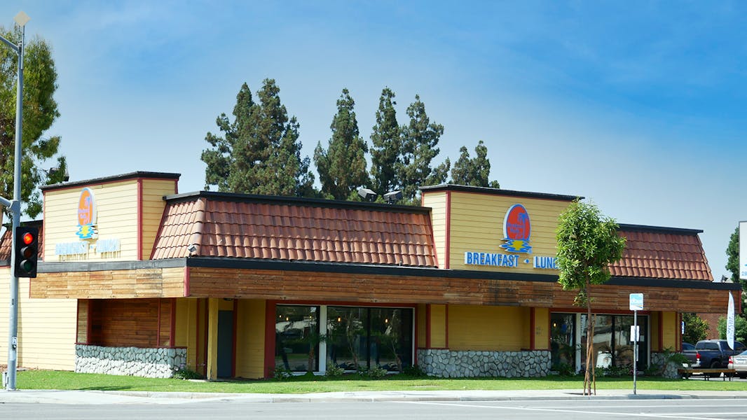 Hours & Location Broken Yolk Cafe in US