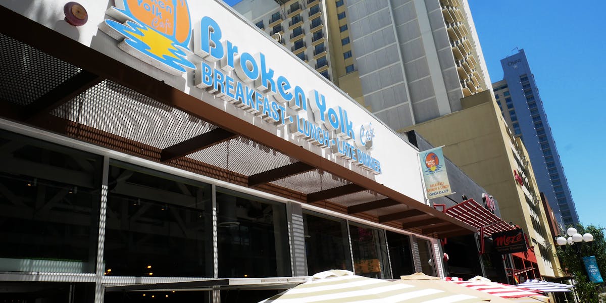 Broken Yolk Cafe photo 1 in San Diego