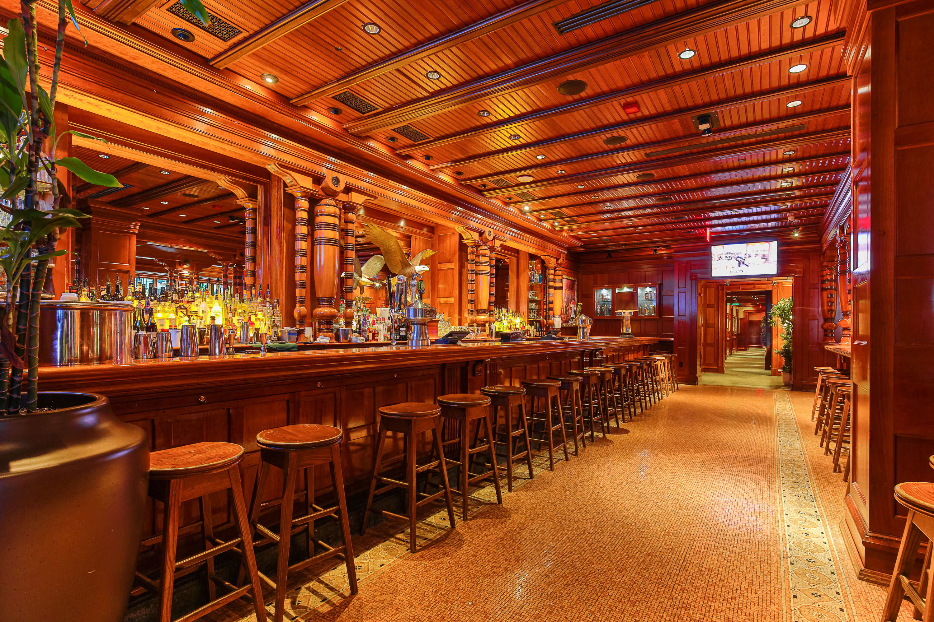 Bar photo 2