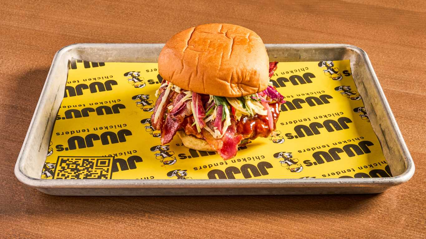 chicken sandwich with bacon