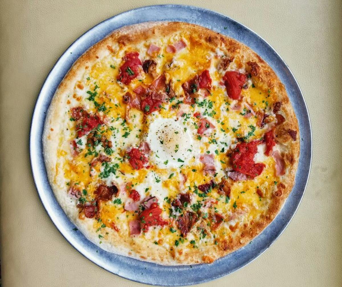 a close up of a pizza