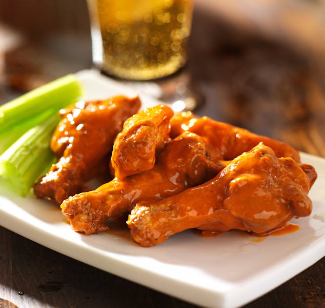 Wednesday - Wing Night | Minervas | Restaurant & Bar in SD, IA and MI