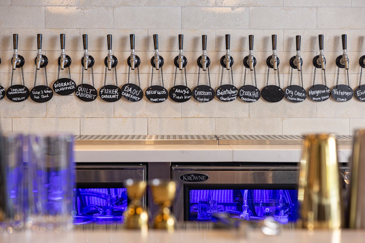 Sophisticated, open-floor wine bar perfect for casual celebrations