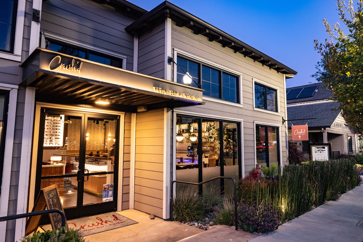 Stylish indoor seating and warm, modern interiors in Danville