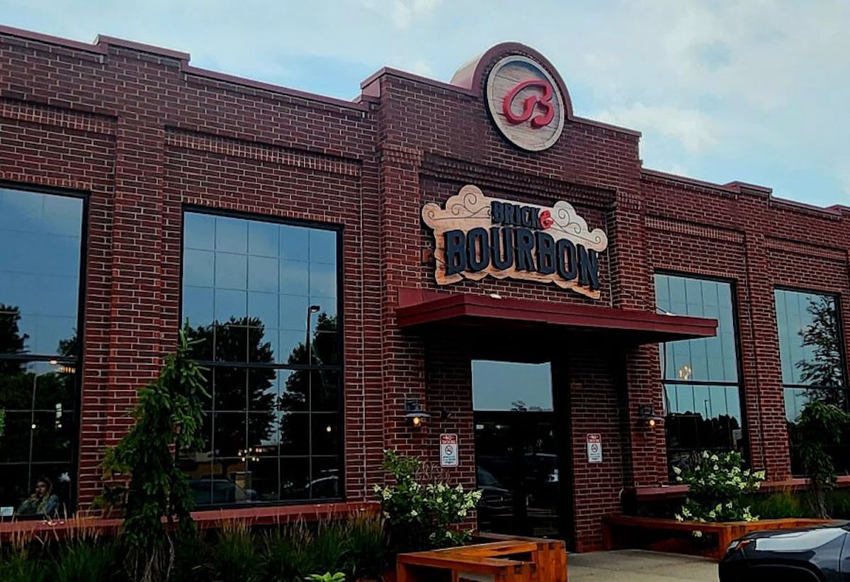 Brick & Bourbon Maple Grove MN: A Must-Try for Food and Cocktail Lovers